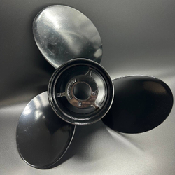 Гребной винт Mercury Black Max (15х17R)