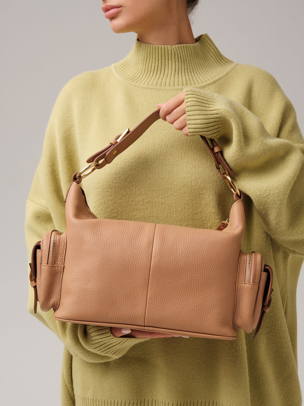 Кожаная сумка Deboro 31078 бежевая нуга