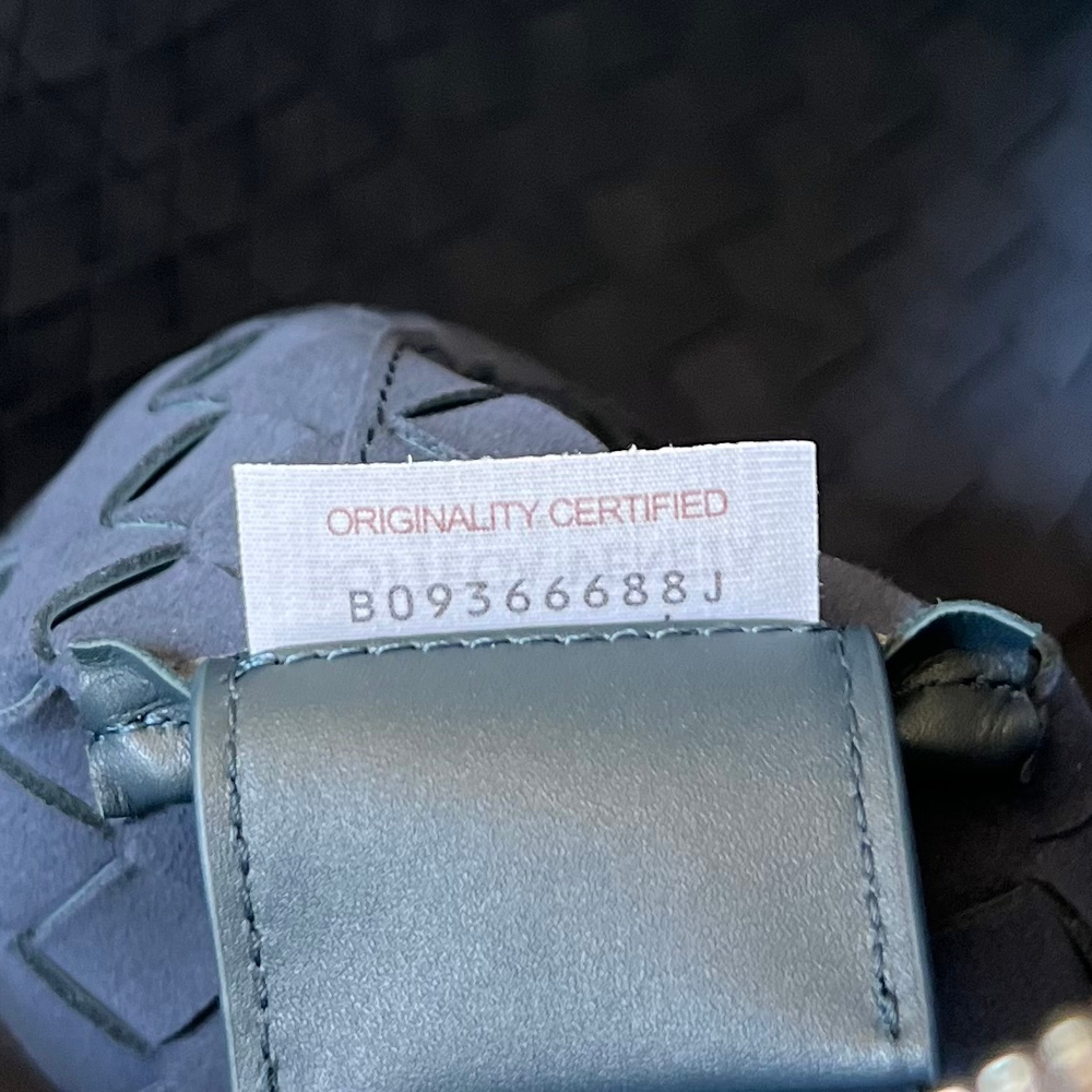 Bottega Veneta Slim Briefcase 36 cm