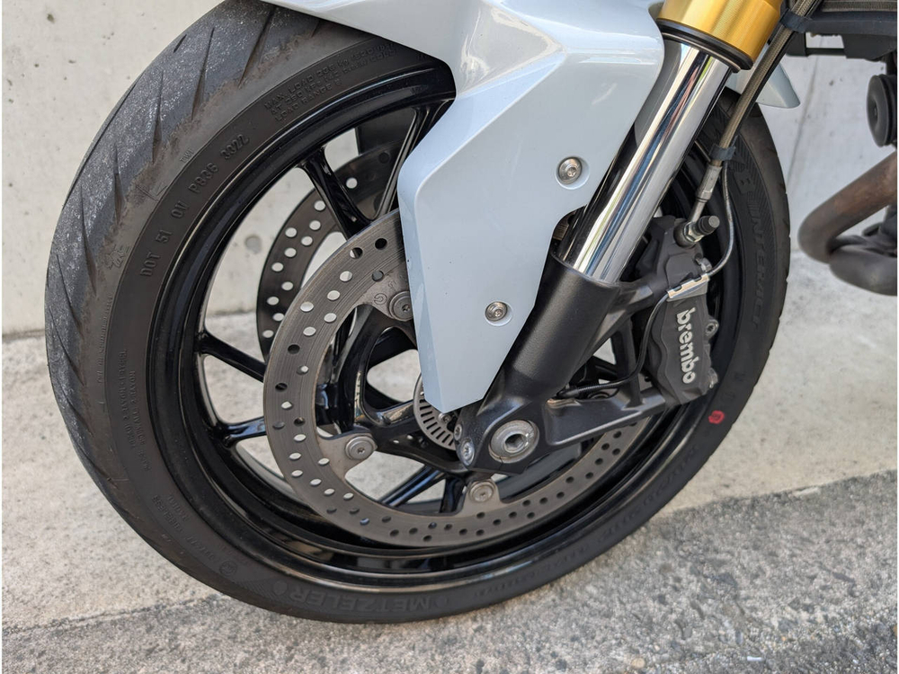 BMW F900R 051948