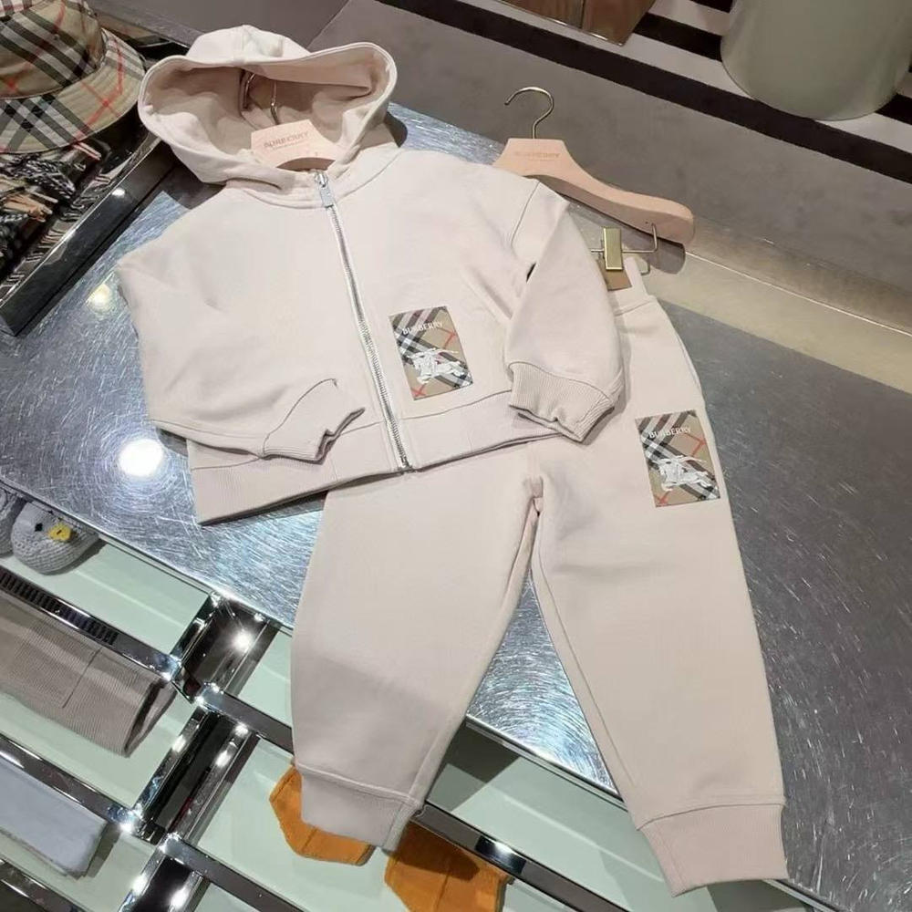 Костюм Burberry, арт. 477276399
