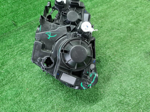 Битая Фара правая Geely Coolray (19-23) галоген