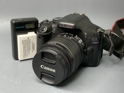 Canon 550D Kit 18-55mm 3.5-5.6 II