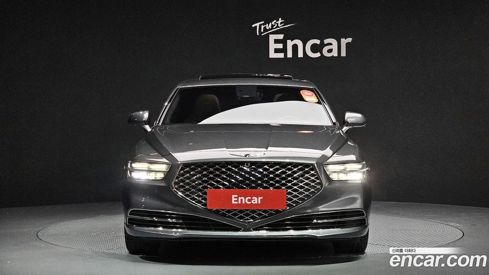 Genesis G90 5.0 AWD (01.2021)