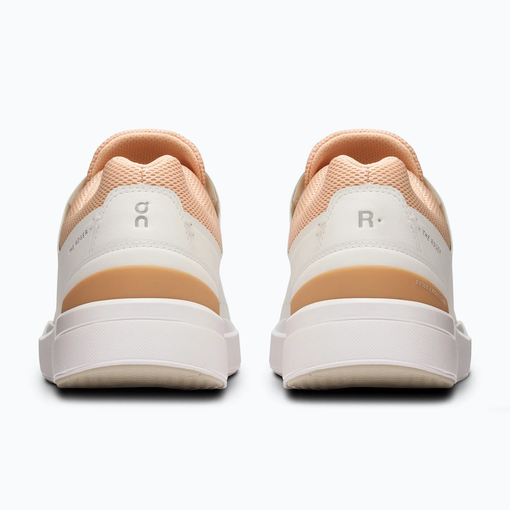 Женские Кроссовки On The Roger Advantage white/savannah