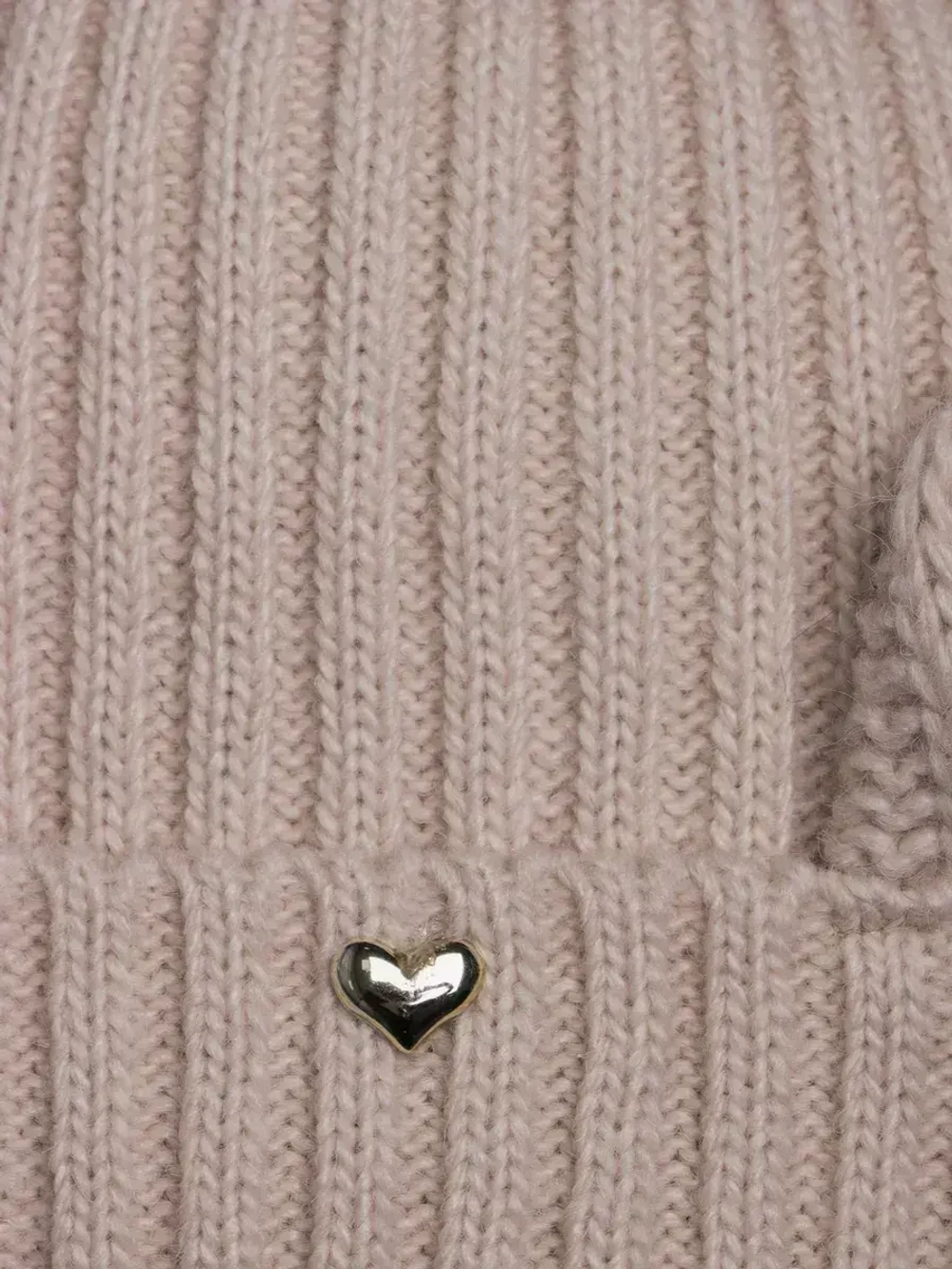 Шапка зимняя с помпоном и ушками для девочки