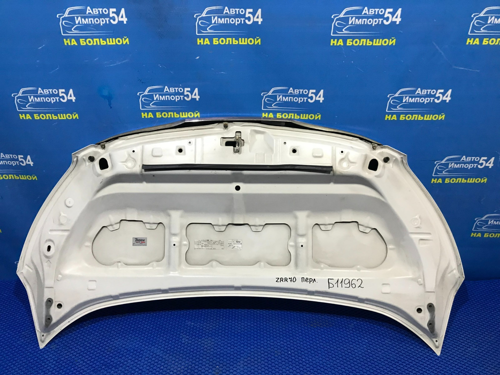 Капот TOYOTA NOAH 2010-2013