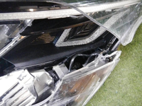 Битая Фара левая Kia Seltos (2019-н.в.) галоген