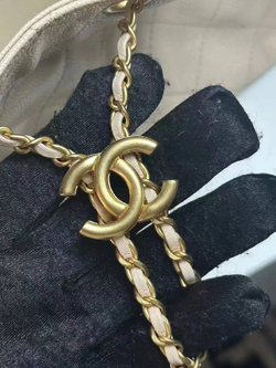 Бежевая сумка Chanel 25 Small HANDBAG