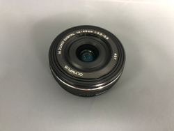 Olympus ED 14-42mm 3.5-5.6 EZ