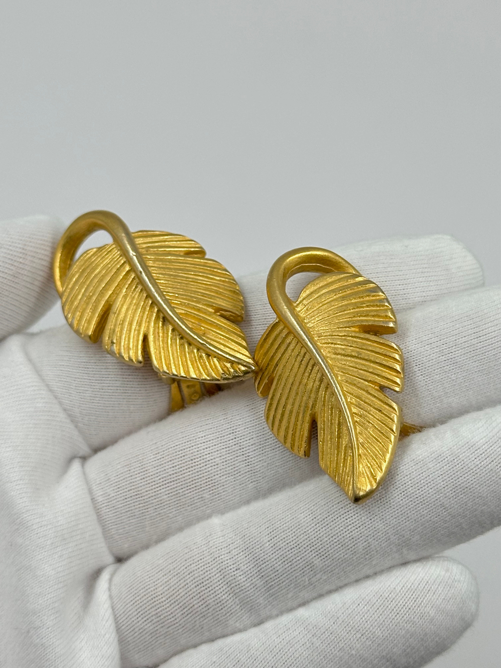 Клипсы Листья Givenchy