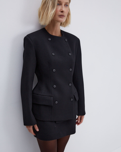 Жакет двубортный приталенный из шерсти черный