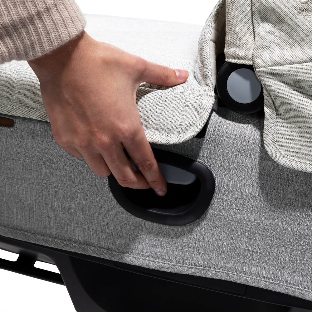 Детское автокресло Joie Calmi