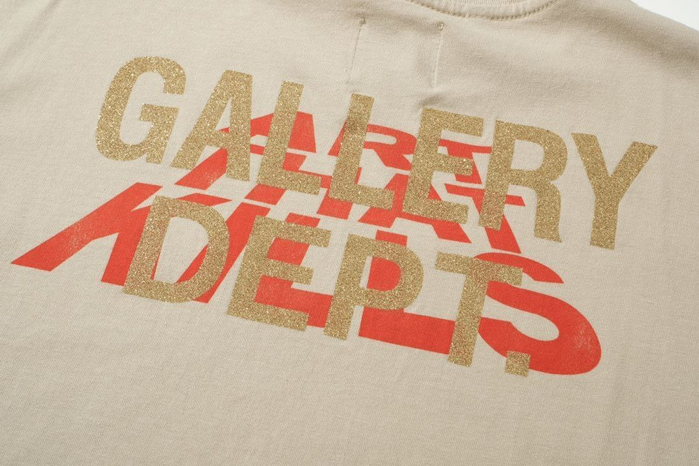 Футболка Gallery Dept