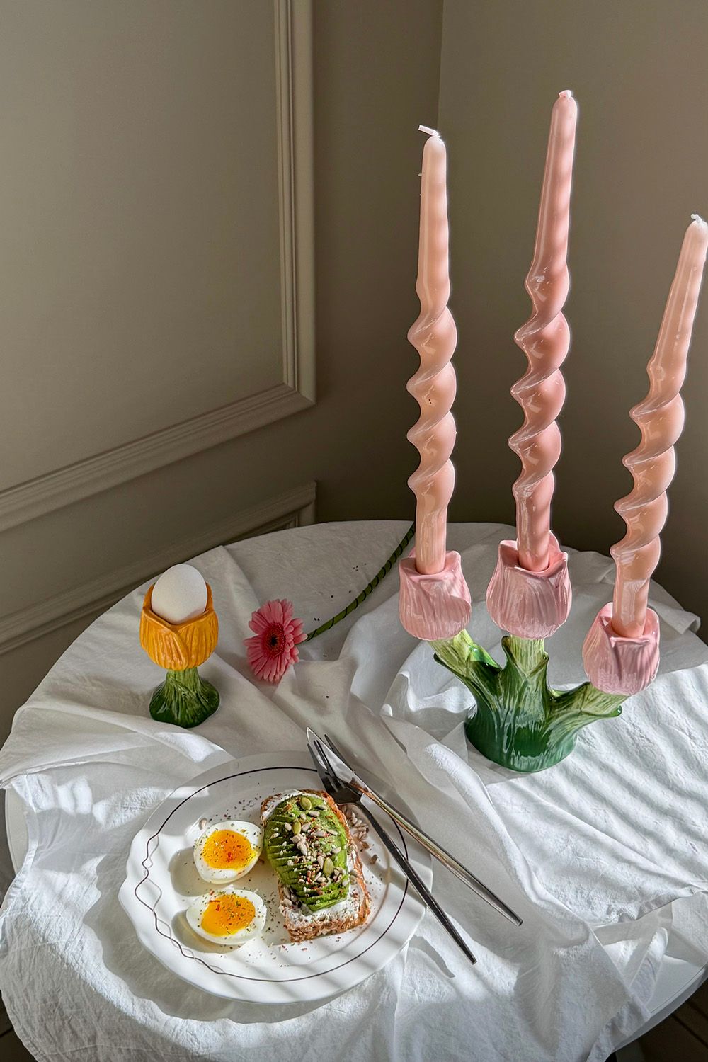 Подсвечник Floret для трех свечей из коллекции Blossom, 20 см