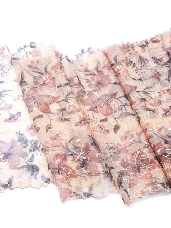 05-143 Вышивка на неэл. сетке 22 см, телесный