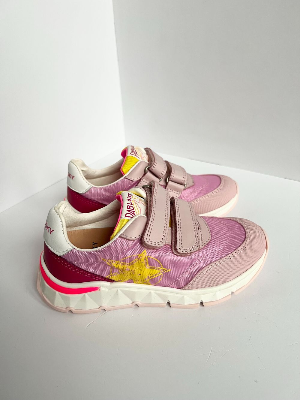 Новые кроссовки Pablosky, 29