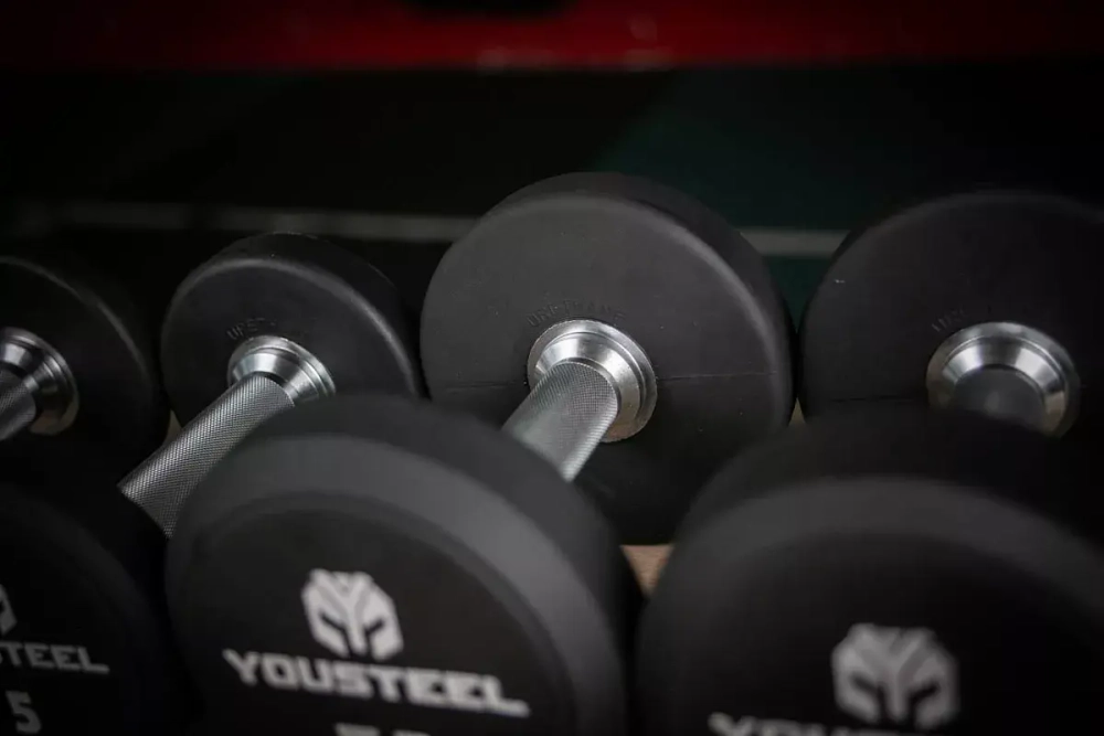 Гантель круглая 30 кг полиуретановая