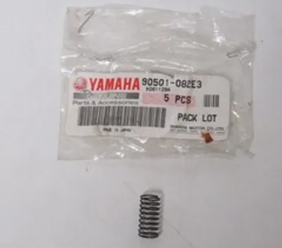 Пружина Yamaha 90501082E300