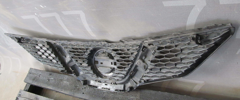 Решетка радиатора Nissan Qashqai 2 (J11) 13-17 Б/У Оригинал 623104em1a