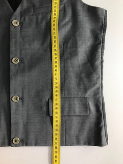 Жилет для классического стиля, визуально на 44 размер