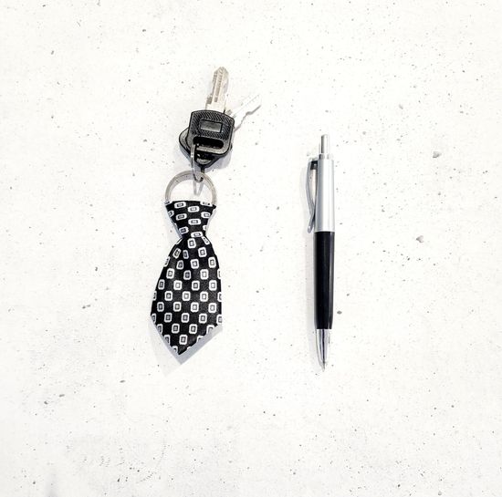 Набор подарочный 2в1 (ручка + брелок - галстук)
