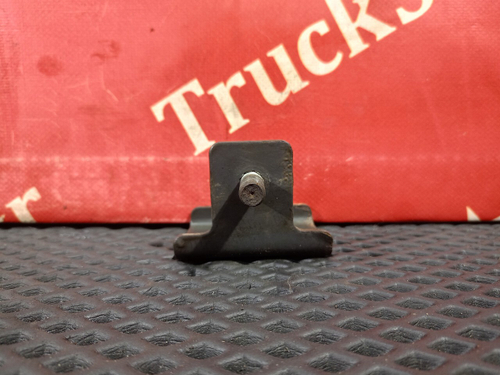 Кронштейн проводки шасси