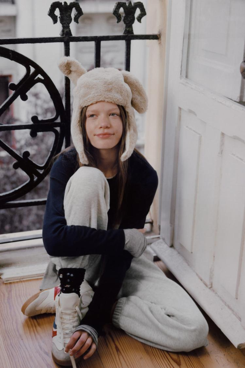 ZARA ДВОЙНАЯ ФУТБОЛКА ИЗ МОДАЛА, МОРСКОЙ СИНИЙ