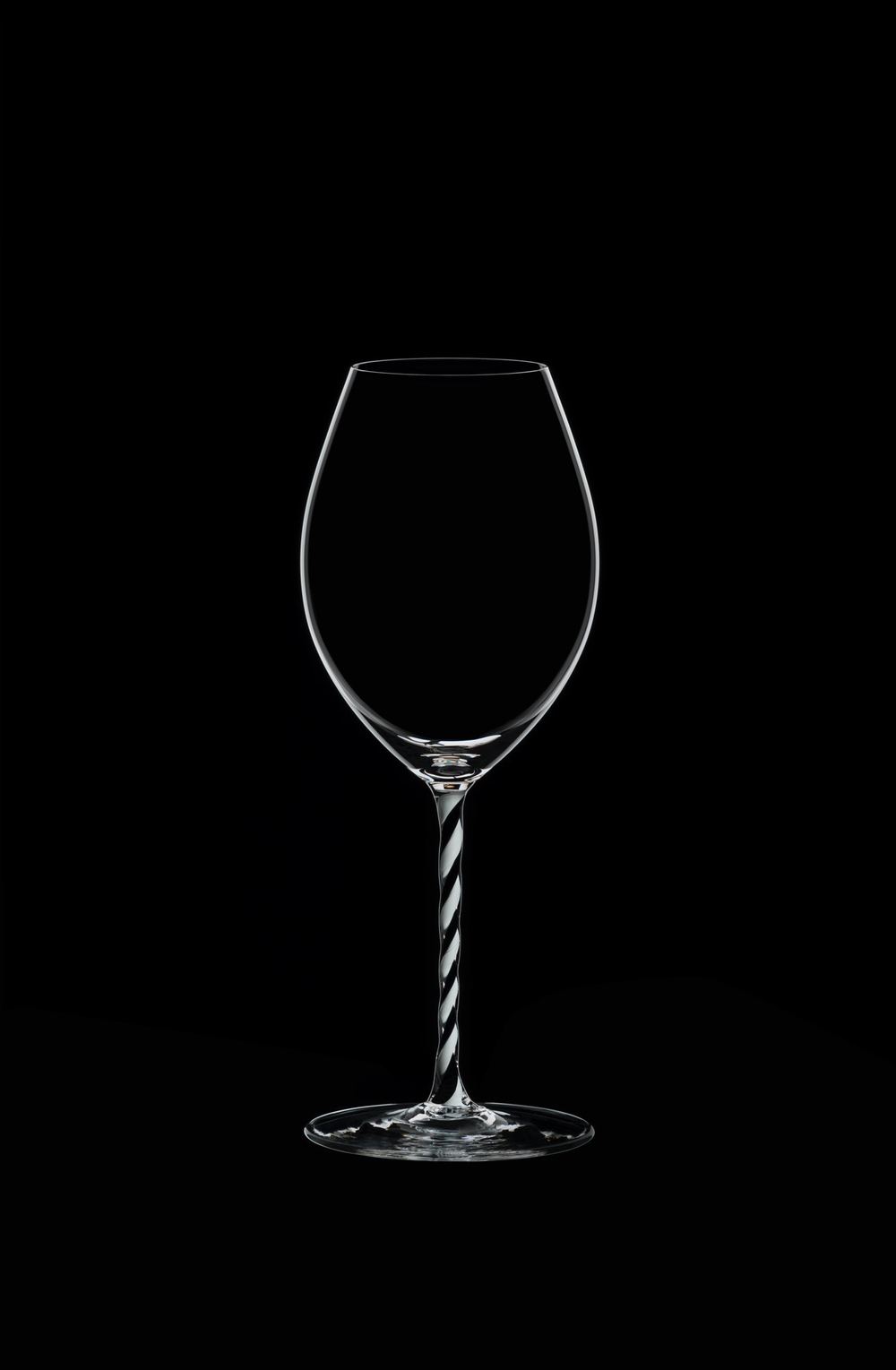 Бокал для красного вина 600мл Riedel Fatto a Mano Old World Syrah с черно-белой ножкой