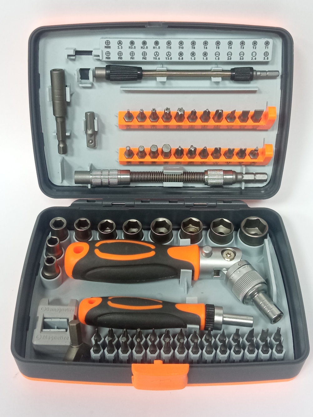 Набор отвертка с битами Universal NO.9902 (68-в-1)