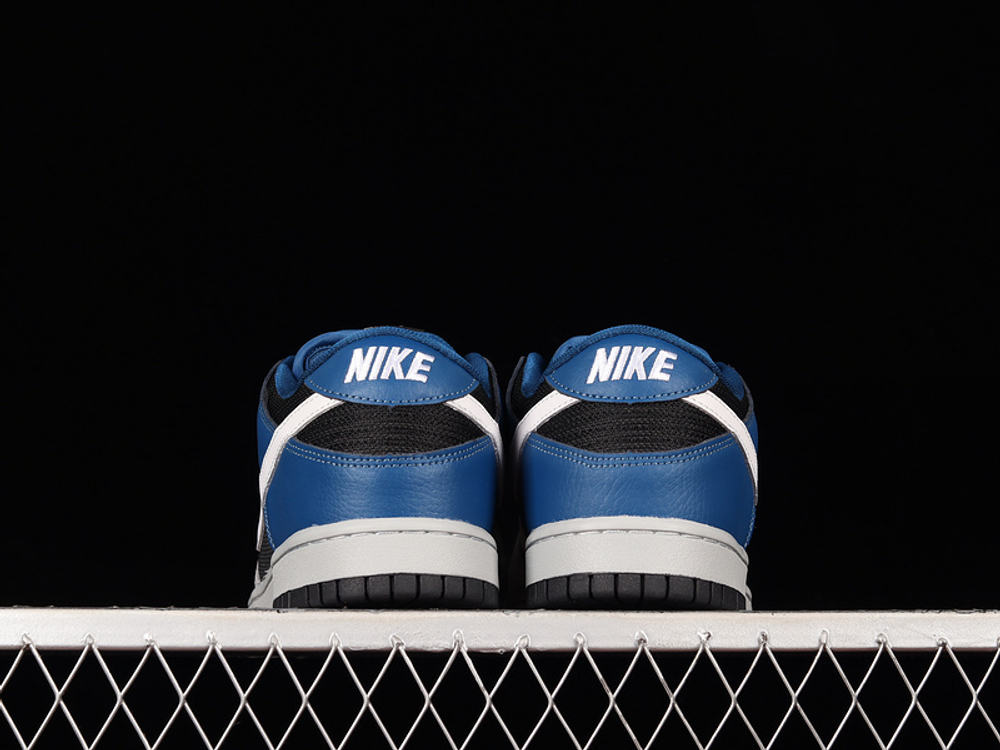 Nike Dunk Low Pro SB Futura