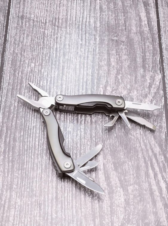 Армейский мультитул 12в1 плоскогубцы нож отвертка Серый