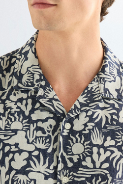 Рубашка мужская WRANGLER SS RESORT SHIRT DENIM PRINT