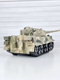 Танк на батарейках со световыми и звуковыми эффектами (200379603)