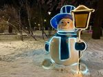Уличная фигура "Снеговик с фонарем"