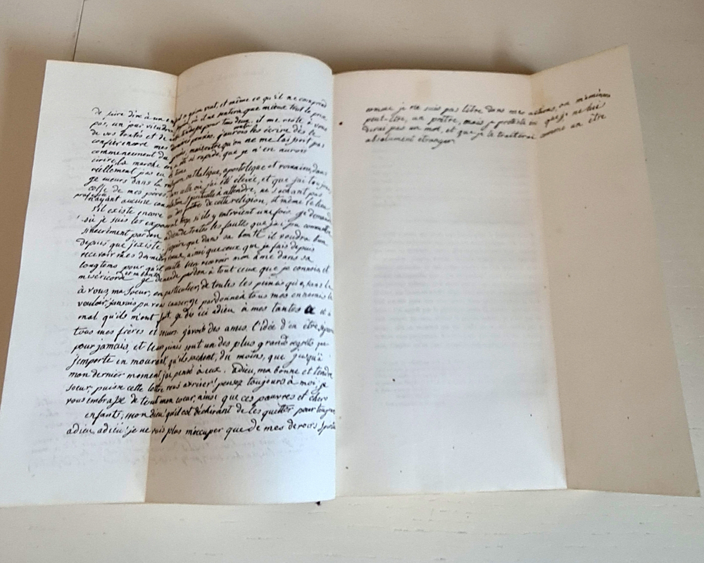 "Людовик XVII его жизнь, его агония, его смерть; пленение королевской семьи в Тампле. (Louis XVII sa vie, son agonie, sa mort; captivite de la famille royale au temple) Tome 1, 2". Par M.A. de Beauchesne. 1866г.