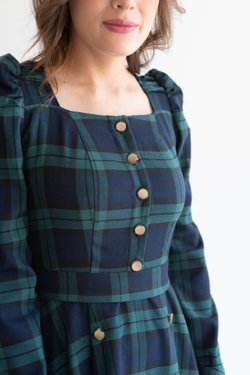 Платье с квадратным вырезом в клетку  из вискозы