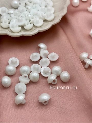Пуговицы на ножке белые (жемчужные)