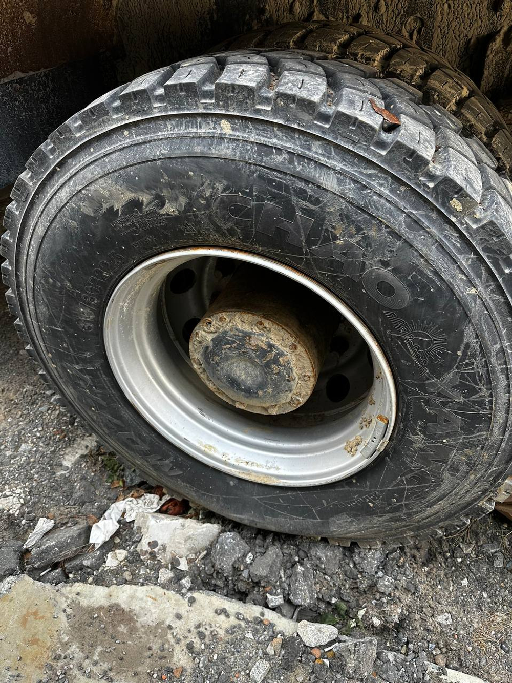 Shacman (Shaanxi) SX* 6x6 Самосвал SX32586T385 (Дизельный, 11,6 л, 369 л.с., МТ)
