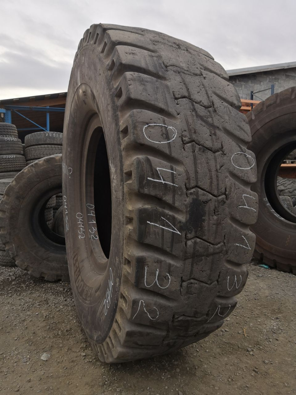 33.00R51 Michelin XDR2 шина б/у