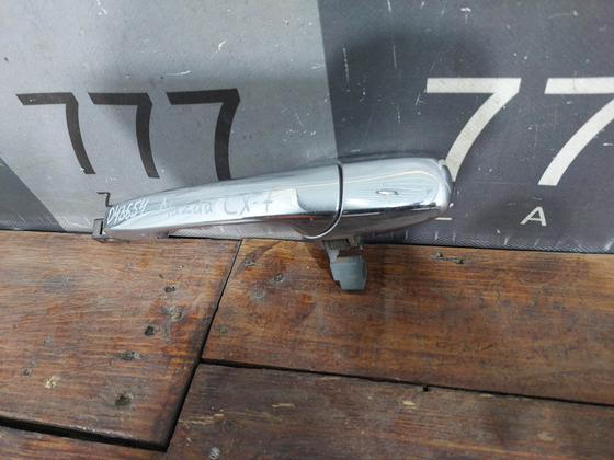 Ручка двери задней правой Mazda CX-7 06-12 Б/У Оригинал EG2258410B