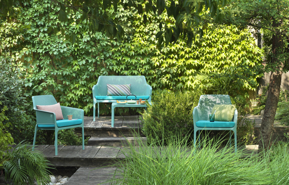 Комплект пластиковой мебели Net