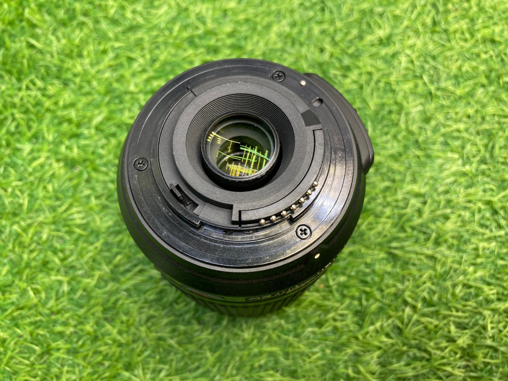 Nikon 55-200mm 4-5.6G AF-S DX VR IF-ED Zoom-Nikkor