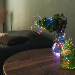 ULD-S1000-100-DTA-RC RGB IP44 Гирлянда светодиодная. 10м. 100 светодиодов. RGB свет. Пульт ДУ в-к. Провод прозрачный. ТМ Uniel