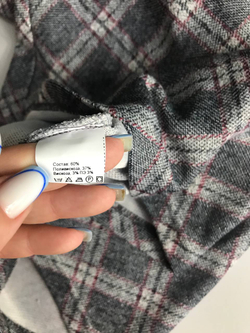 Платье Deniza актуальное и стильное для офиса, на 44 размер, новое