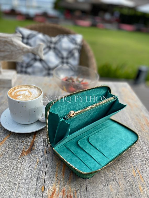 Кошелёк из кожи питона WA-150