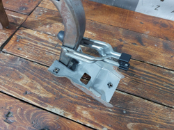 Петля крышки багажника левая Kia Optima 4 (JF) 16-20 Б/У Оригинал 79210D4000