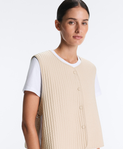 OYSHO Тонкий стеганый нейлоновый жилет, светло-бежевый