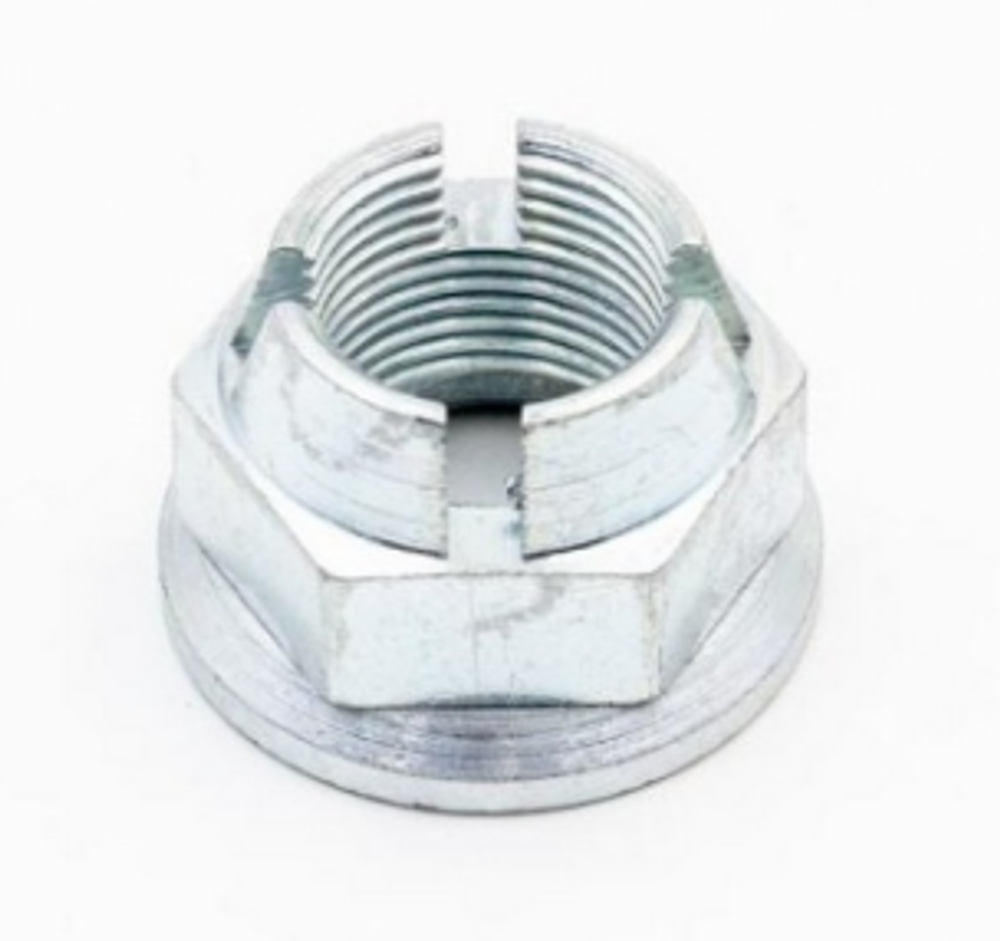 Гайка 20х1.50 ступицы ЛАРГУС прорезная с шайбой в сборе (ОАО «БелЗАН») (Цена за 1гайка+1шайба)