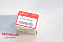 13101-KYZ-900. PISTON